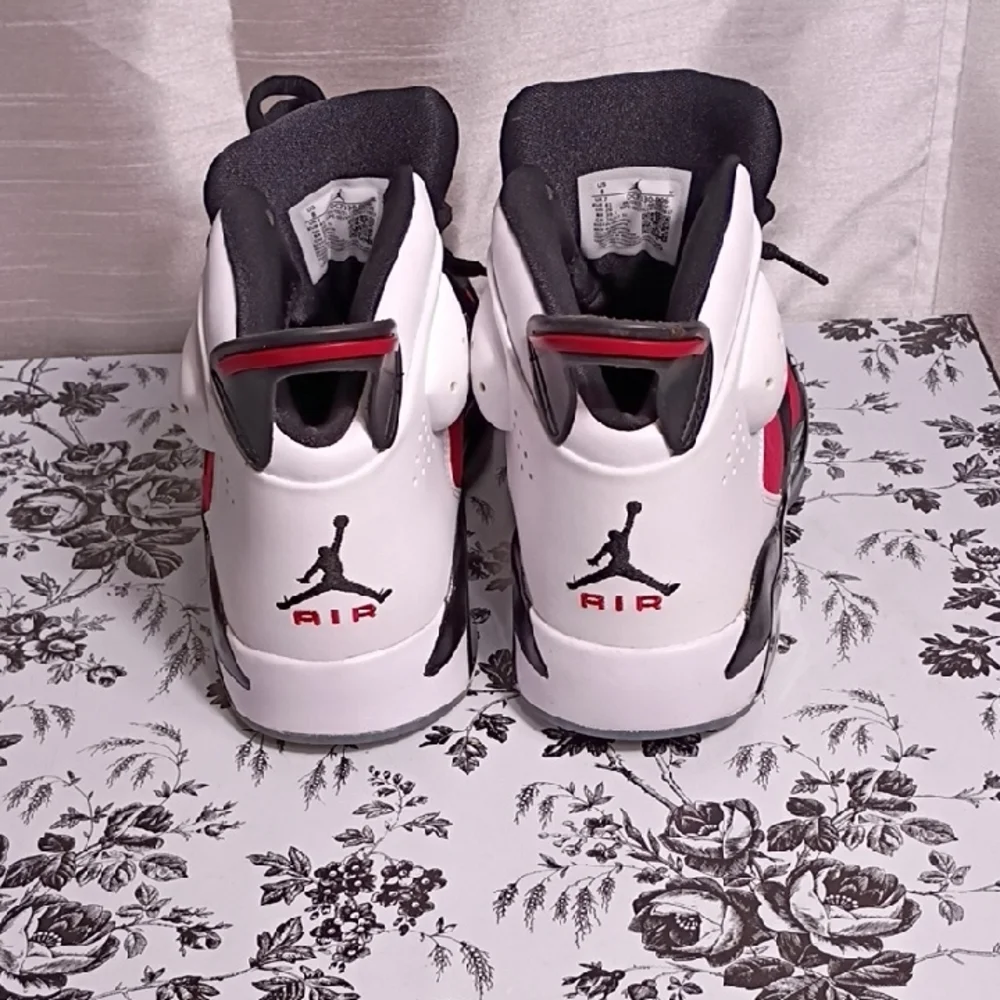 Air Jordan Carmine High-Top‎ Sneakers - Black, Red, and White Size 8
